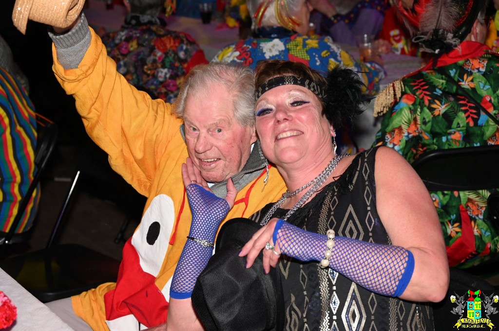 ../Images/Senioren carnaval 2024 376.jpg